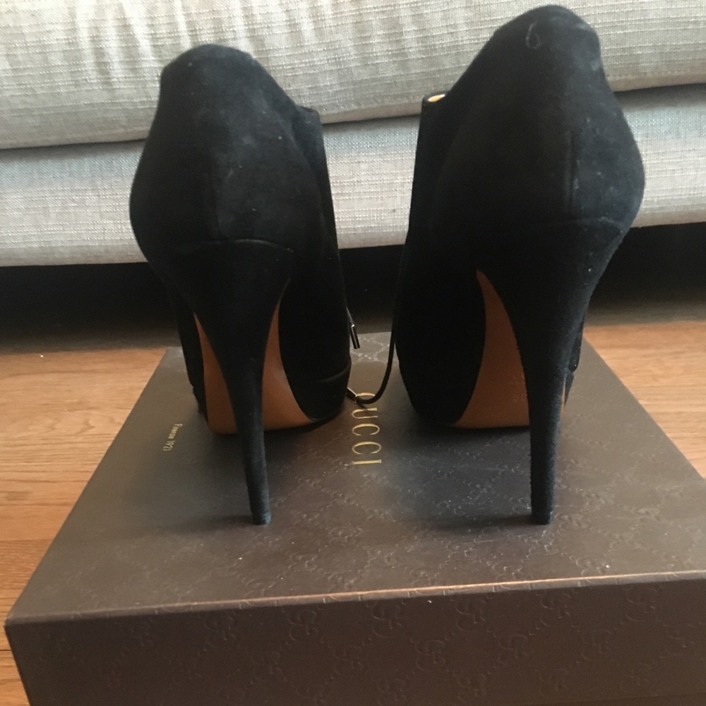 Gucci Suede High Heeled Ankle Boots *Never Worn* - Picture 2 of 6
